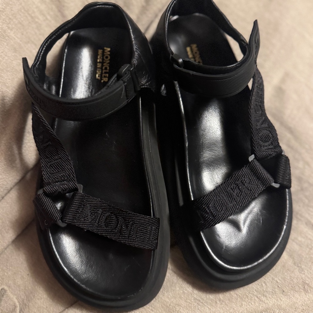 Moncler Sandals - Picture 7 of 14